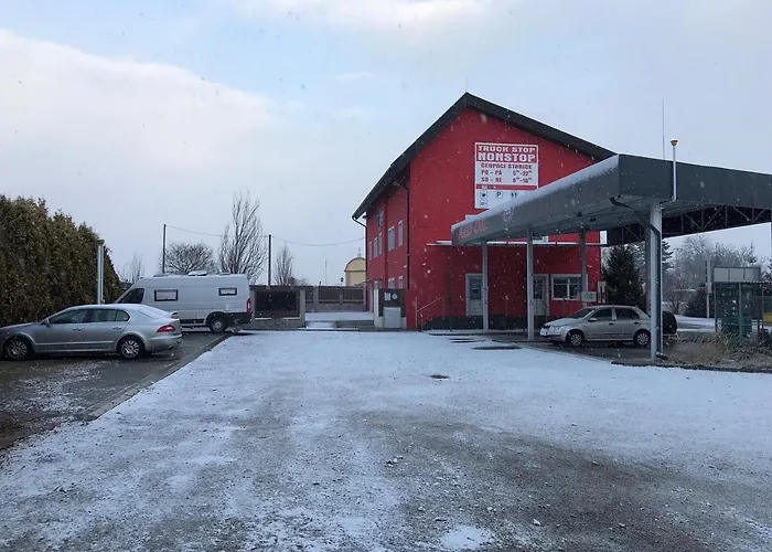 Мотель Red Oil *